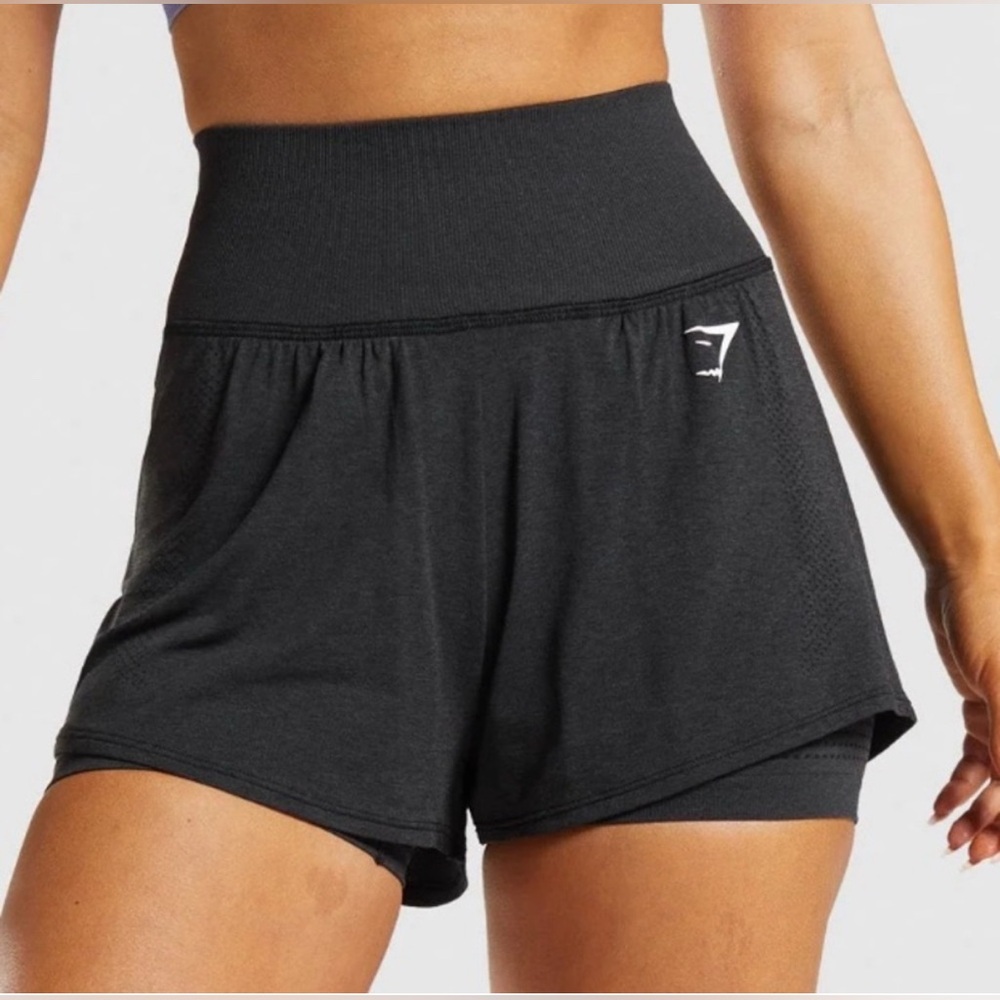 Gymshark Women's Black Loose Shorts With liner, Size Small - Picture 4 of 8
